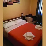 Night & Day Bed and Breakfast Κοσέντζα