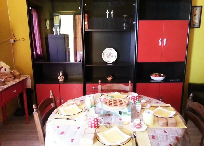 Night & Day 住宿加早餐酒店 科森扎