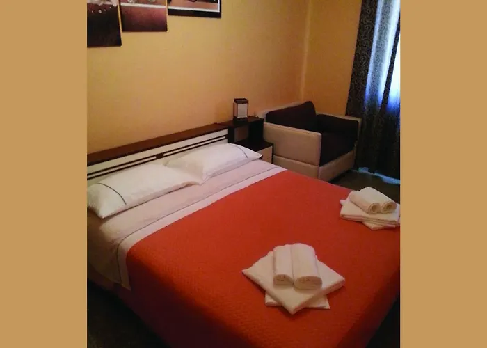 Night & Day 住宿加早餐酒店 科森扎